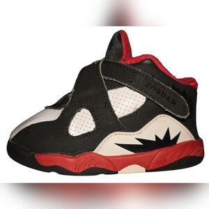 Jordan Retro 8 Toddler Sneakers